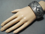 Authentic Vintage Native American Navajo Thomas Singer Sterling Silver Bracelet Old-Nativo Arts