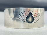 Black Widow Vintage Native American Navajo Spider Sterling Silver Bracelet Old-Nativo Arts