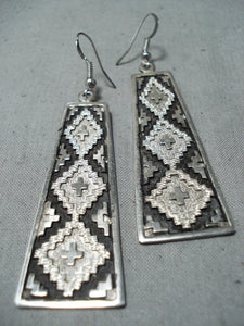 Breathtaking Vintage Navajo Sterling Silver Dangle Earrings Native American Old-Nativo Arts