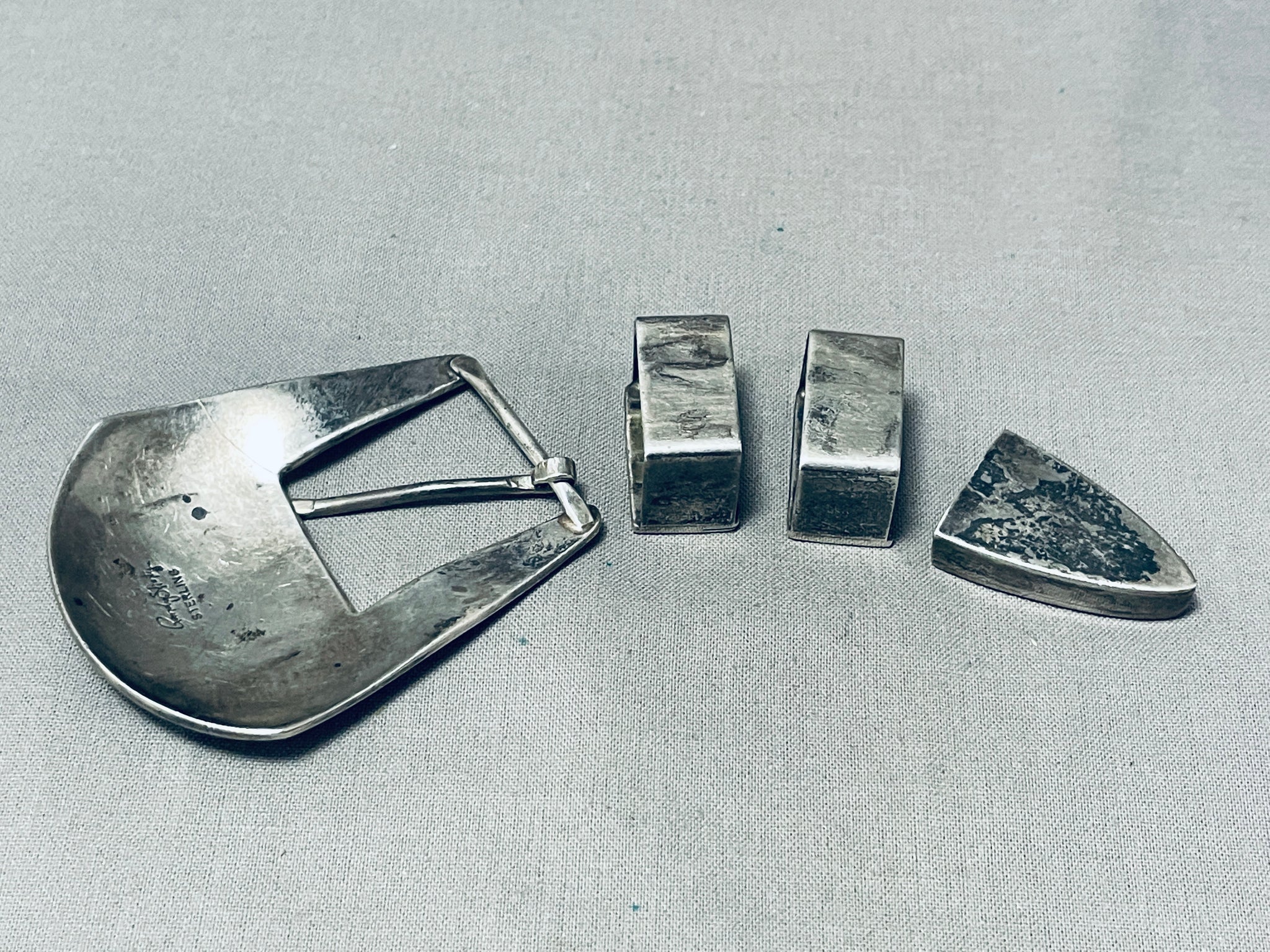 Randy Shorty Sterling Silver Native American Feathers Engraved Small Belt Buckle JeffDeeganSterlingSilverNative  main image 3