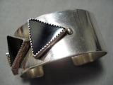 Fascinating Vintage Native American Navajo Black Onyx Sterling Silver Bracelet Old-Nativo Arts