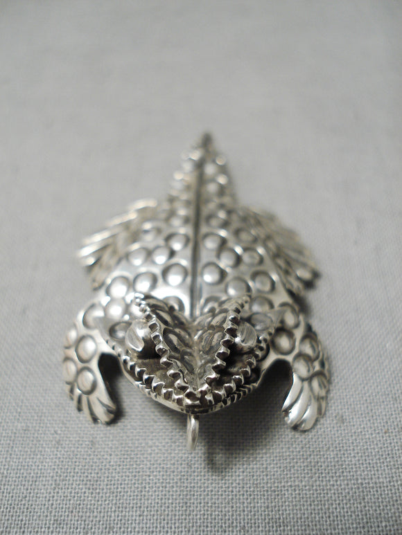 Wonderful Hand Carved Native American Navajo Sterling Silver Horny Toad Pendant-Nativo Arts