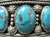 Astonishing Vintage Native American Navajo Kingman Turquoise Sterling Silver Bracelet Old-Nativo Arts