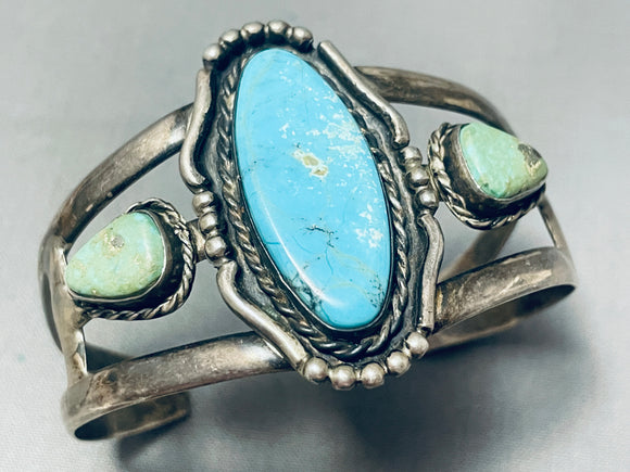 Superior Vintage Native American Navajo Turquoise Sterling Silver Bracelet Cuff Old-Nativo Arts