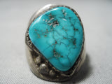 Striking Vintage Native American Navajo Old Kingman Turquoise Sterling Silver Ring Old-Nativo Arts