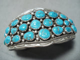 Astonishing Vintage Native American Navajo Old Kingman Turquoise Sterling Silver Bracelet Old-Nativo Arts