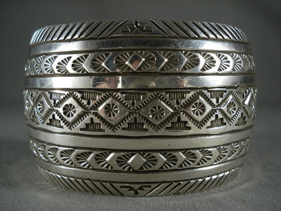 98 Gram Wide 'Precise Stamp' Vintage Navajo Native American Jewelry Silver Bracelet-Nativo Arts
