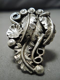 Important Vintage Native American Zuni Henry Yawakia Sterling Silver Leaves Ring Old-Nativo Arts