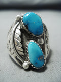 Beautiful Vintage Native American Navajo Old Kingman Turquoise Sterling Silver Ring-Nativo Arts