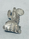 Noteworthy Howling Coyote Vintage Native American Navajo Sterling Silver Pin-Nativo Arts