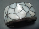 Astonishing Vintage Native American Zuni Mother Of Pearl Sterling Silver Bracelet Old-Nativo Arts