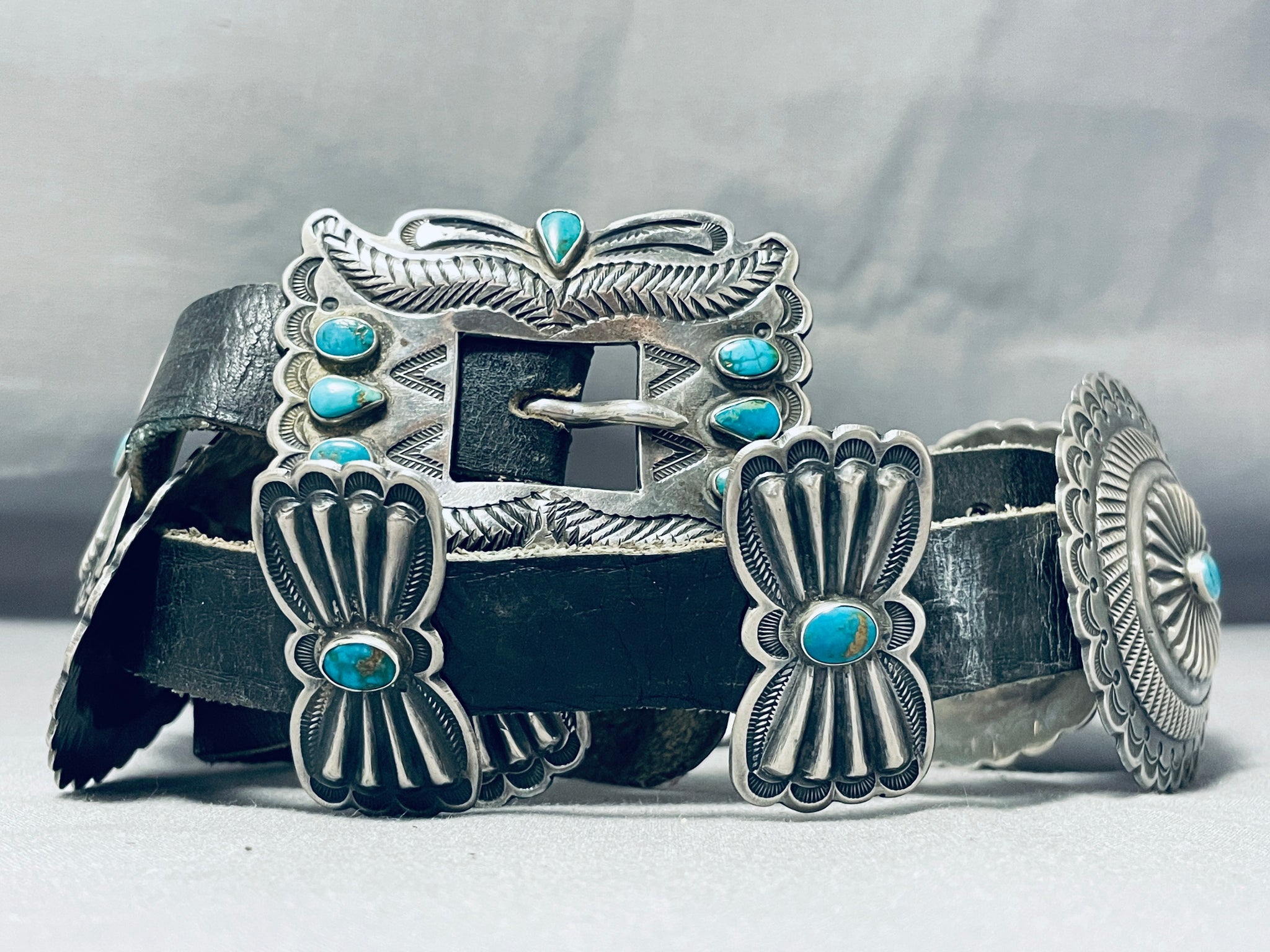 Ceinture concho en argent sterling Navajo si... | Accessoires: enchères Ceinture concho en argent sterling Navajo si... | Accessoires: enchères