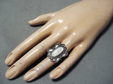 Beautiful Vintage Native American Navajo Mother Of Pearl Sterling Silver Ring Old-Nativo Arts