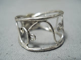 Beautiful Vintage Navajo Turquoise Sterling Silver Ring Native American Old-Nativo Arts