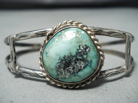 Dramatic Vintage Native American Navajo Royston Turquoise Sterling Silver Bracelet Old-Nativo Arts