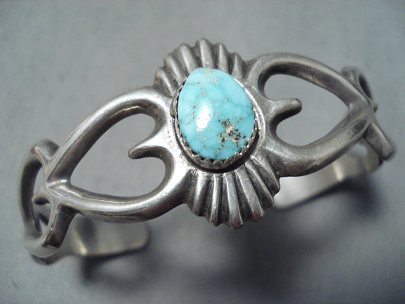 Fabulous Vintage Native American Hopi or Navajo Turquoise Sterling Silver Bracelet Old-Nativo Arts