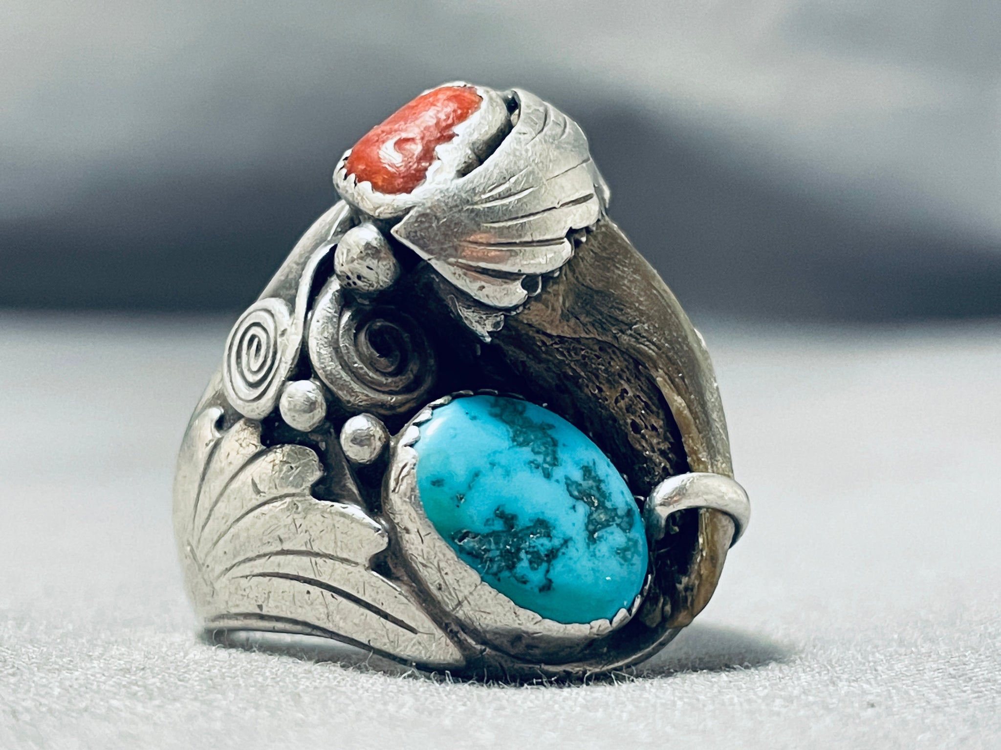 Vintage Turquoise & factory Coral Sterling Silver Unique Real Bear Claw Men's Ring