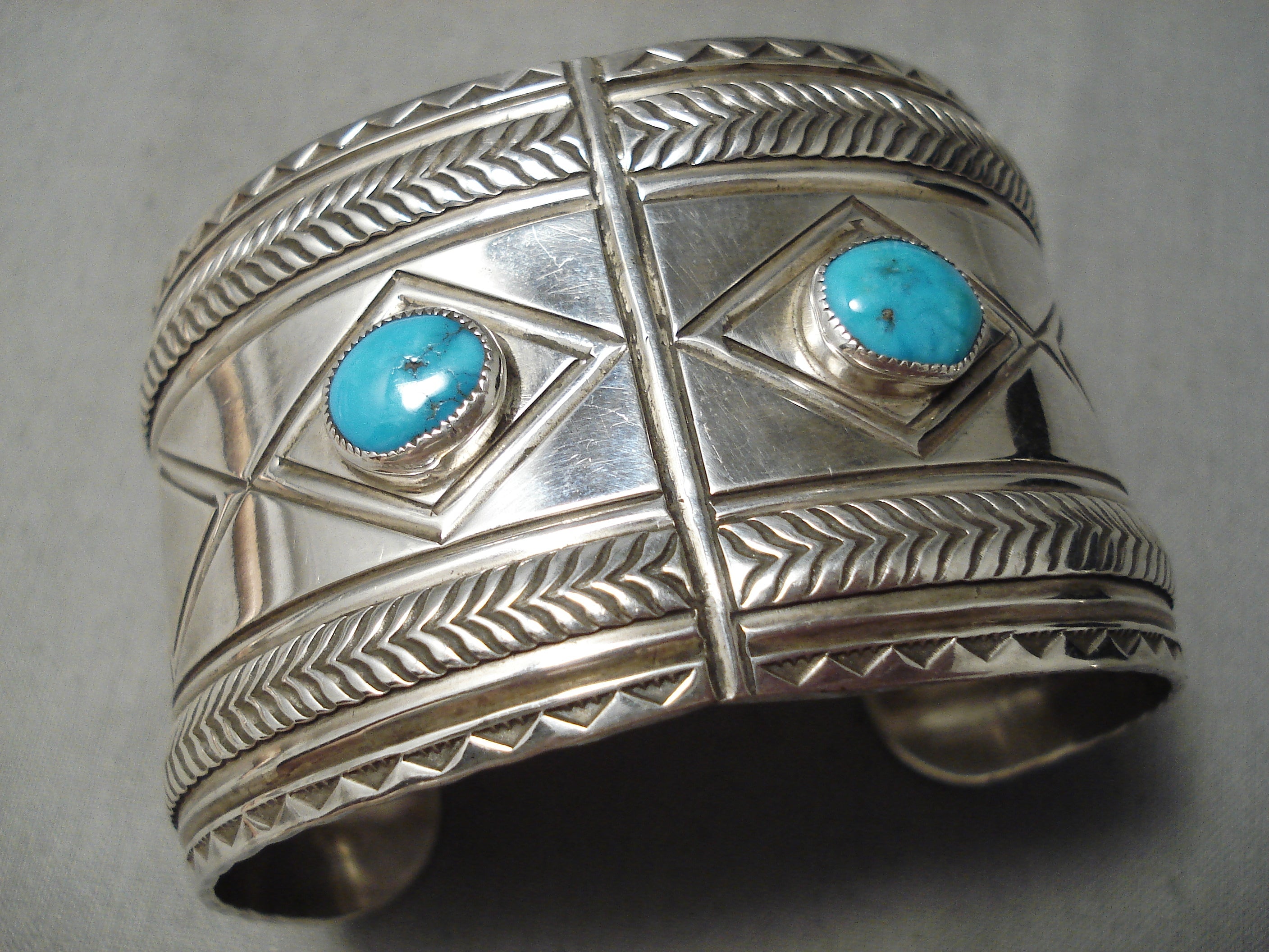 Important-Best-Vintage-Native-
