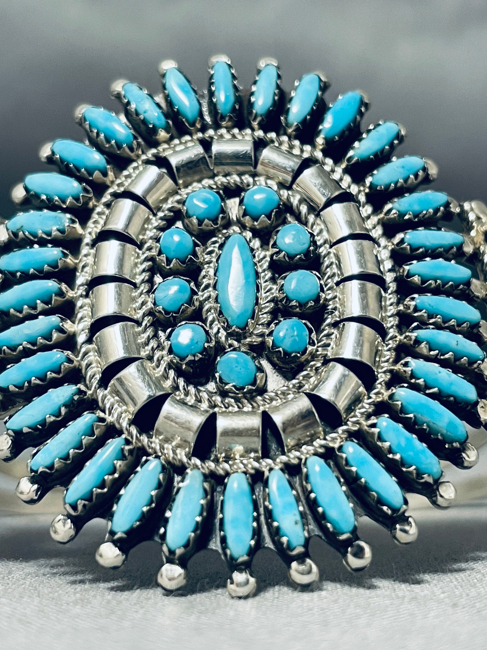 Intricate Vintage Native American Navajo Nez Family Turquoise