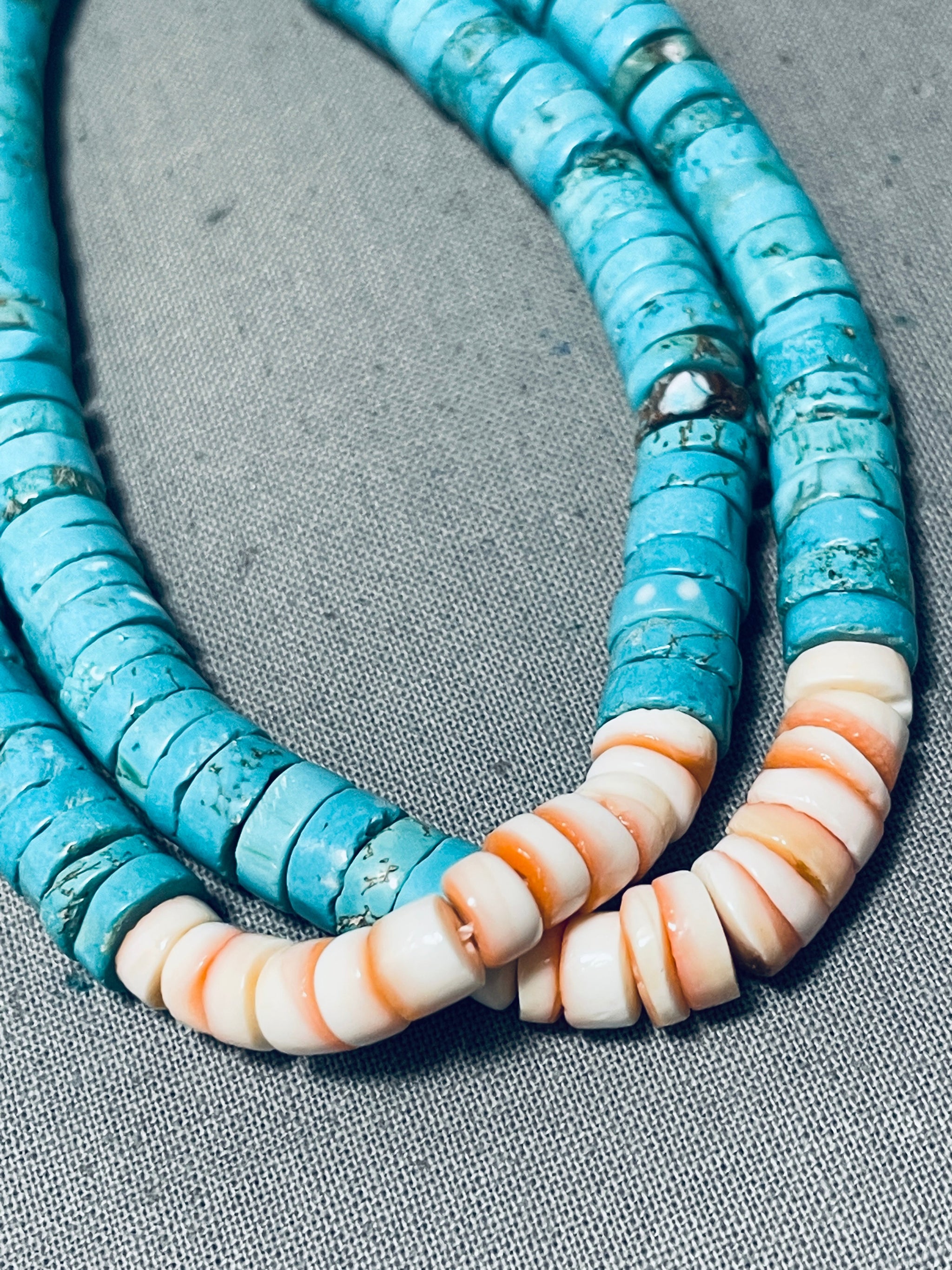 Magnificent Vintage Native American Navajo Kingman Turquoise 