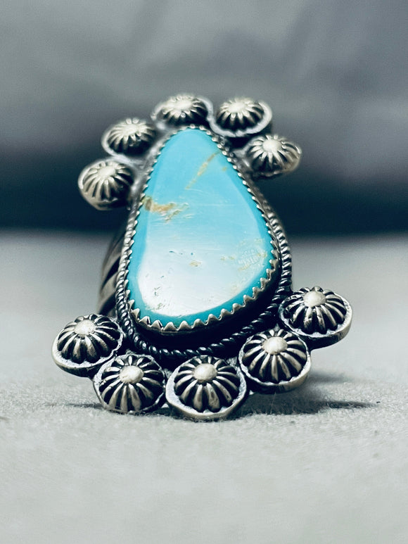 Marvelous Native American Navajo Kingman Turquoise Sterling Silver Ring-Nativo Arts