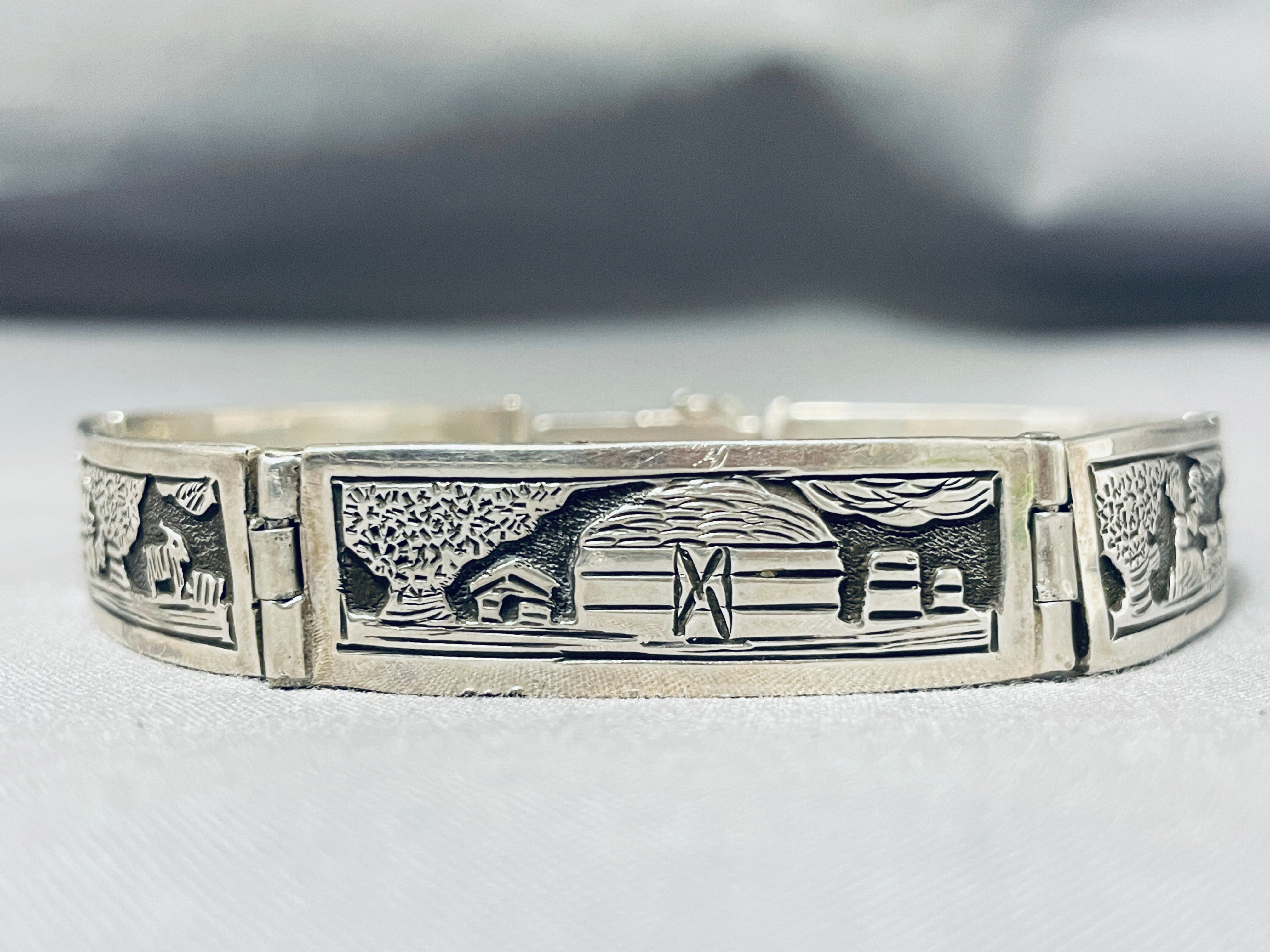 Micro-Precise-Hand-Carved-