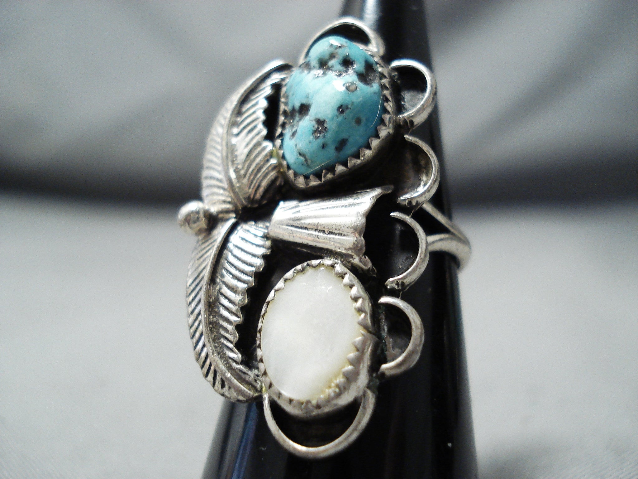 Native American Marvelous Vintage Turquoise & Mother Of Pearl 
