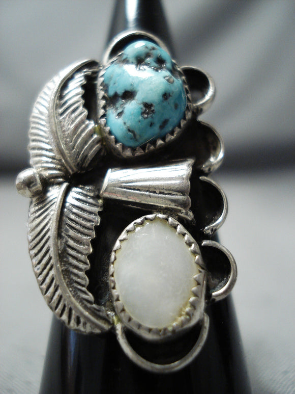 Native American Marvelous Vintage Turquoise & Mother Of Pearl Sterling Silver Ring Old-Nativo Arts