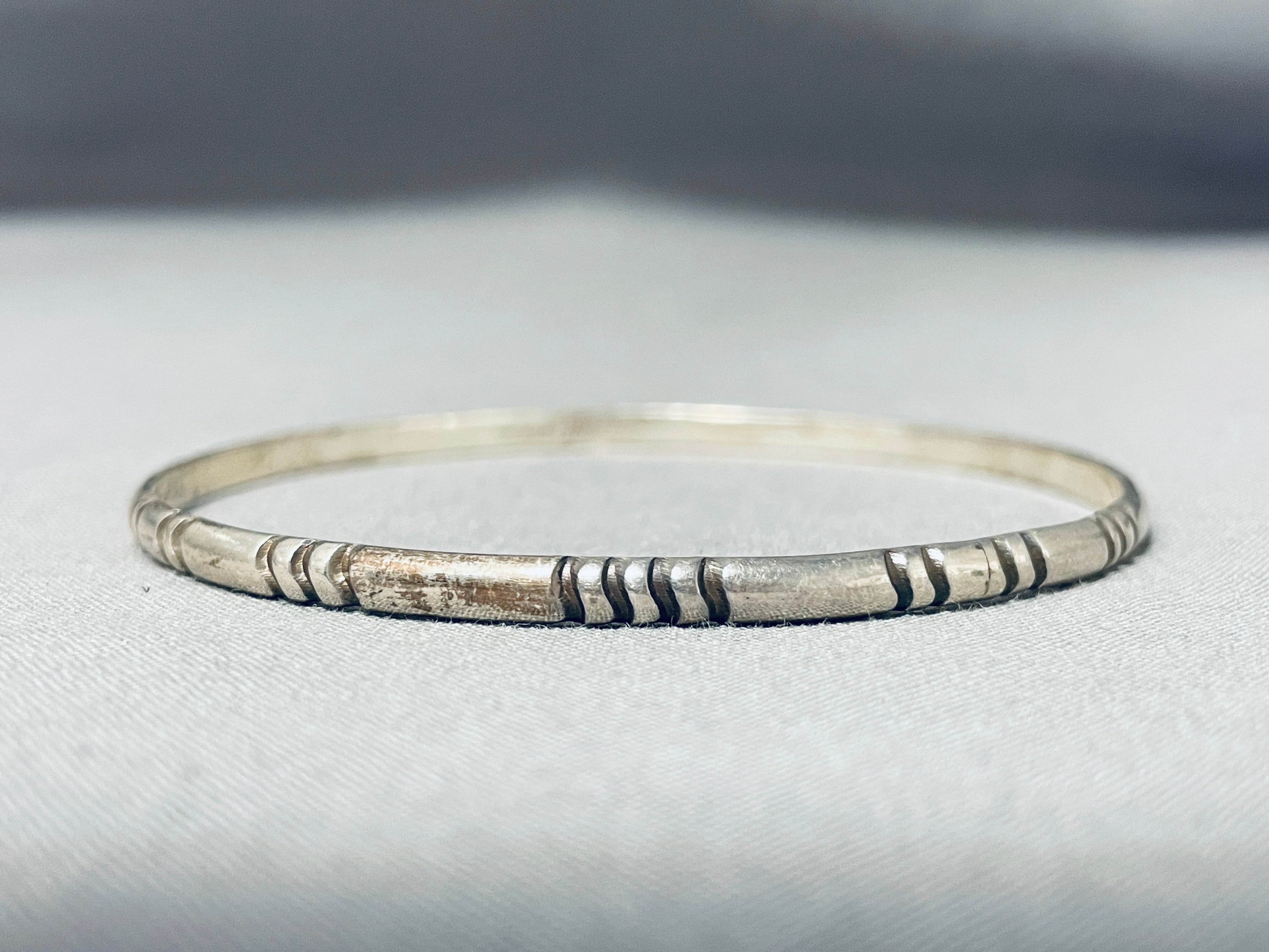 Norm Woody Vintage Native American Navajo Sterling Silver Bangle