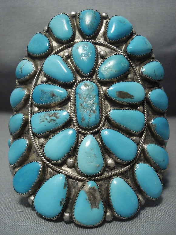 Ostentatious Vintage Navajo Turquoise Sterling Native American Jewelry Silver Bracelet!-Nativo Arts