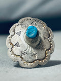 Outstanding Vintage Native American Navajo Old Kingman Turquoise Sterling Silver Ring-Nativo Arts