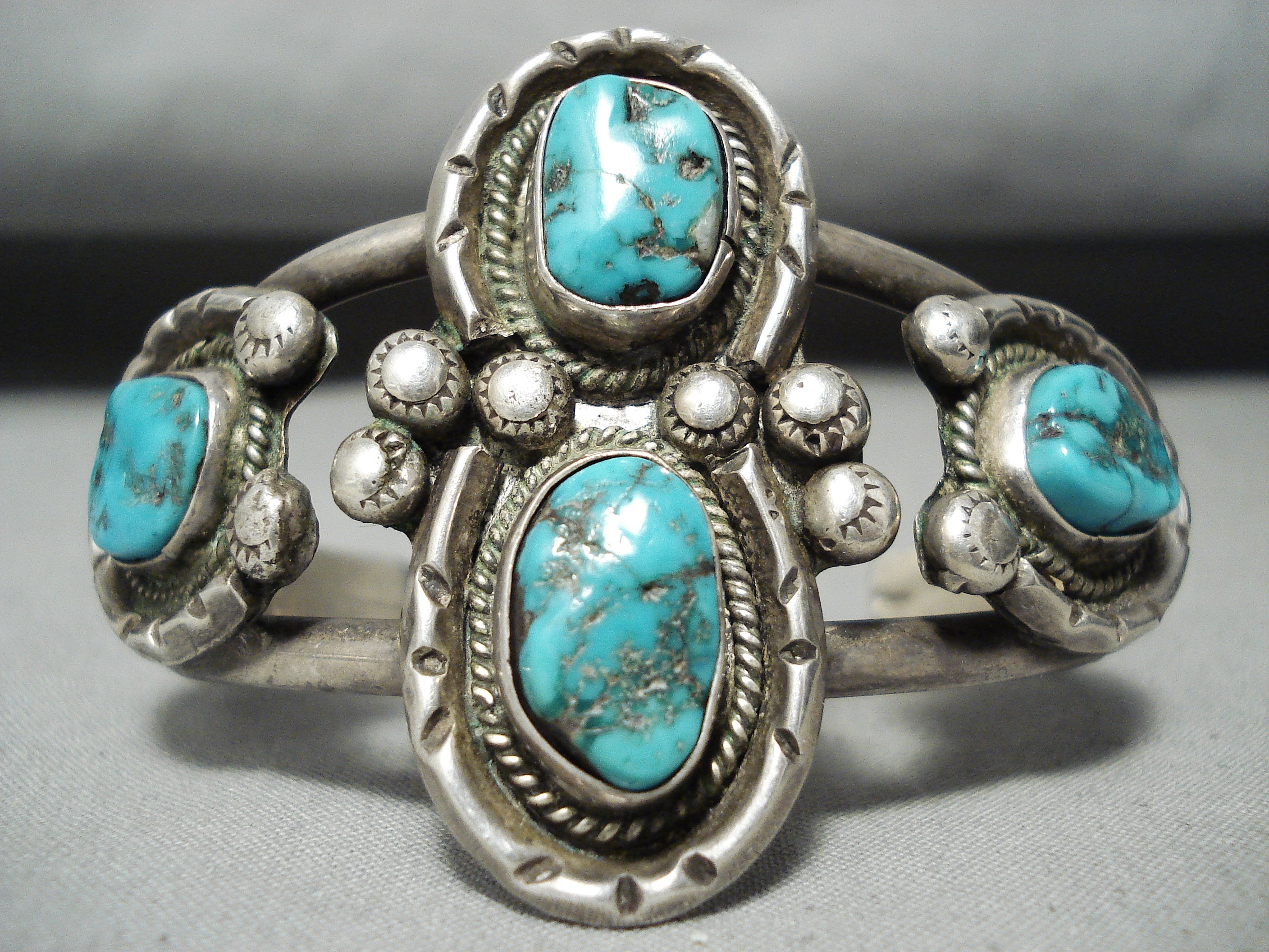 アクセサリー SIGNED AUTHENTIC VINTAGE NAVAJO BRACELET Signed Huge Vintage Native American Navajo Turquoise Sterling