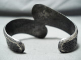 Spectacular Vintage Native American Navajo Kingman Turquoise Sterling Silver Bracelet Old-Nativo Arts