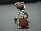 Striking Vintage Native American Jewelry Zuni Coral Floral Sterling Silver Ring Old-Nativo Arts