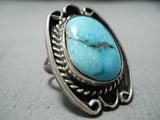 Striking Vintage Native American Navajo Old Kingman Turquoise Sterling Silver Ring Old-Nativo Arts