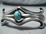 Striking Vintage Navajo Native American Turquoise Sterling Silver Bracelet Old-Nativo Arts