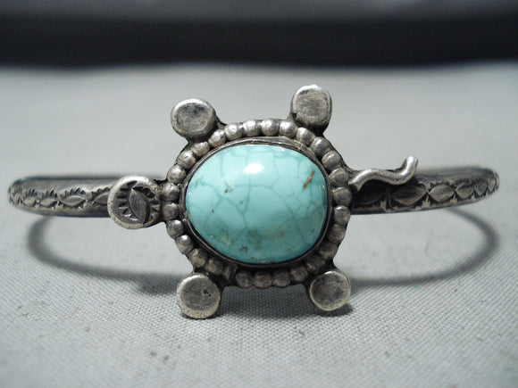 Stunning Vintage Native American Navajo Green Turquoise Sterling Silver Turtle Bracelet-Nativo Arts