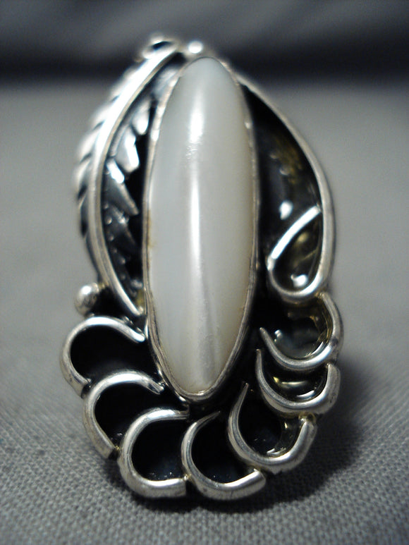 Swirling Sterling Silver Love Vintage Native American Navajo Pearl Sterling Silver Ring Old-Nativo Arts