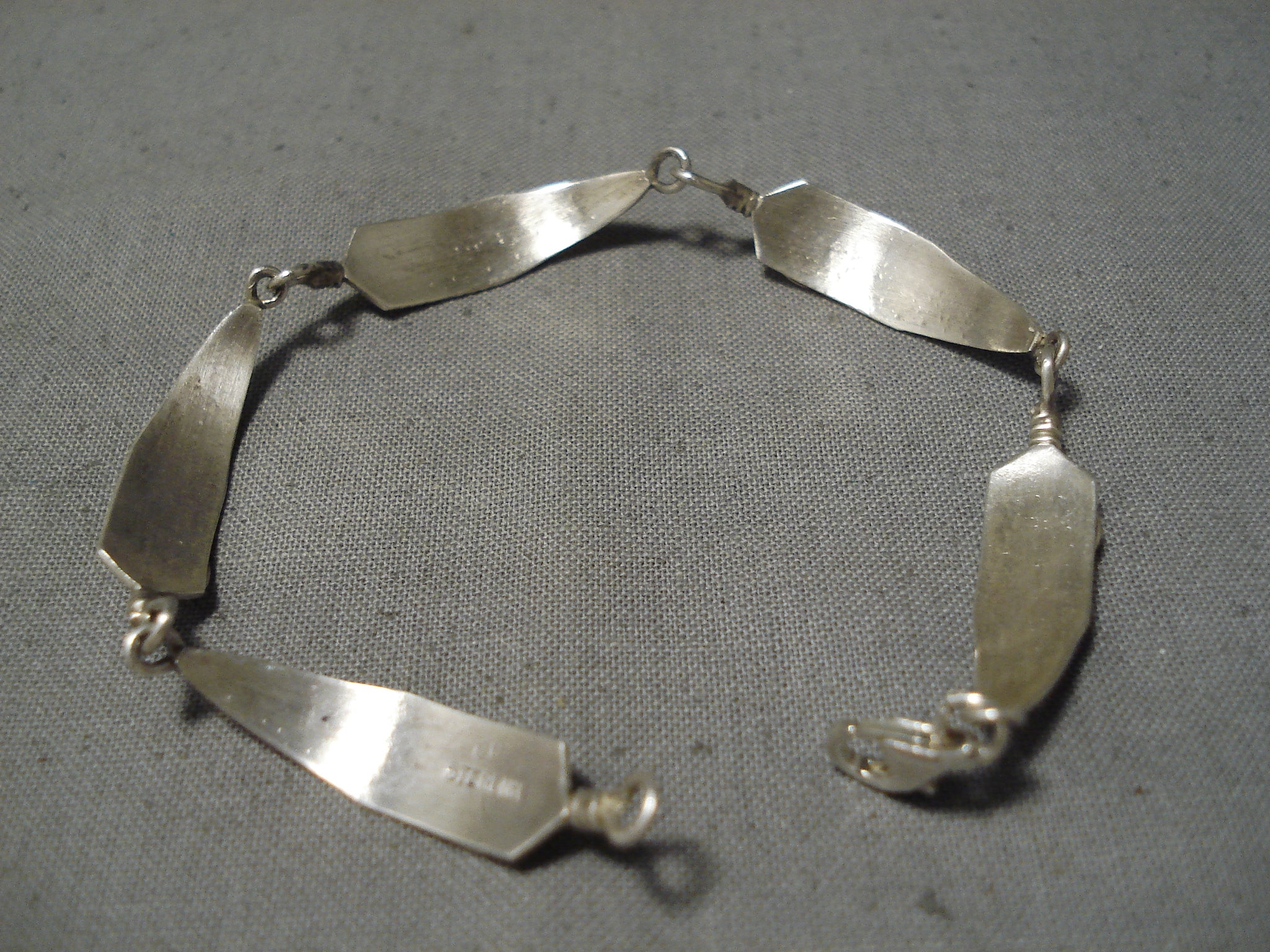 Detailed Vintage Navajo Sterling Silver Feathers Bracelet Native 