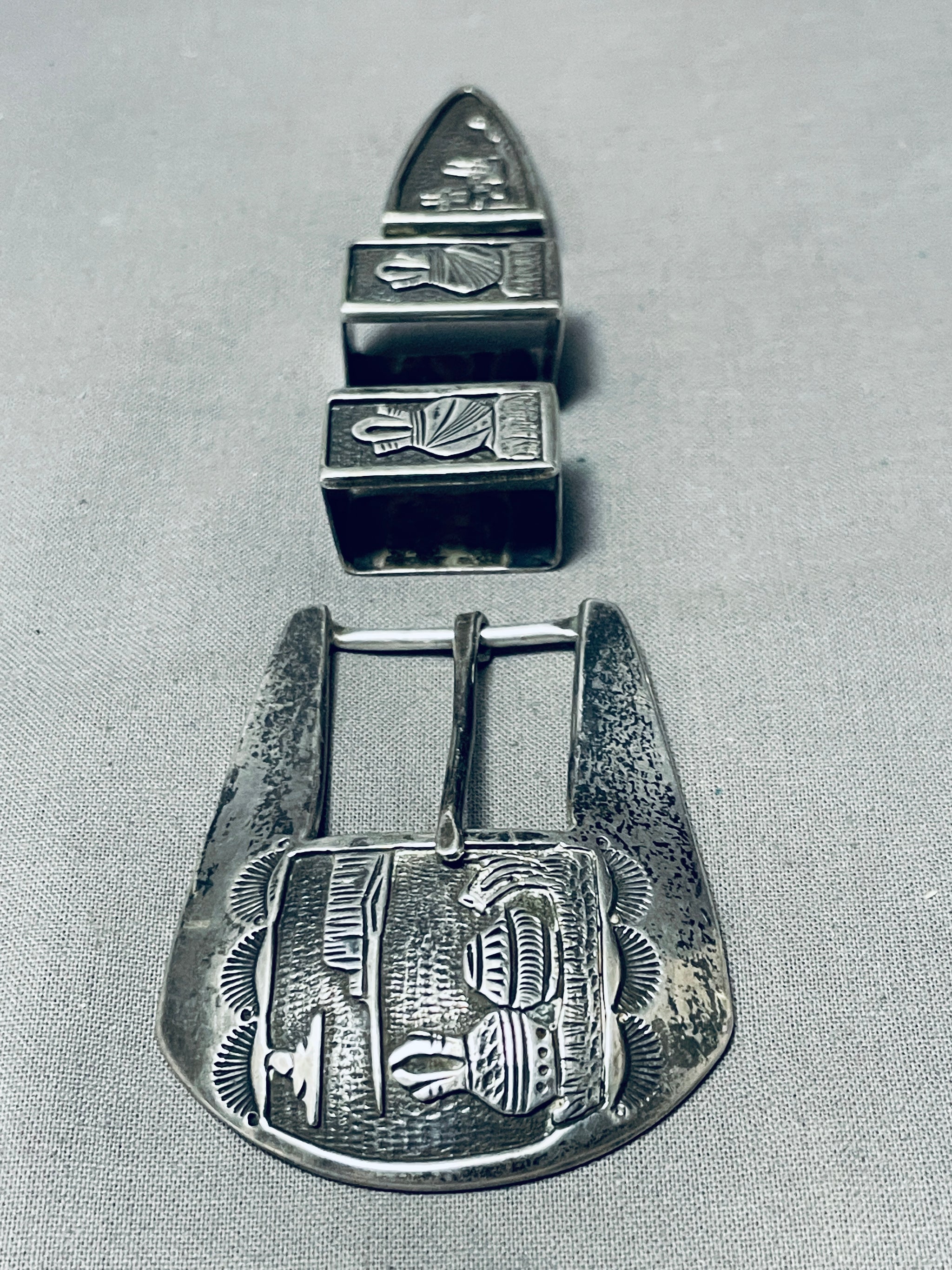 Important Best Vintage Randy Shorty Native American Navajo  display picture 2