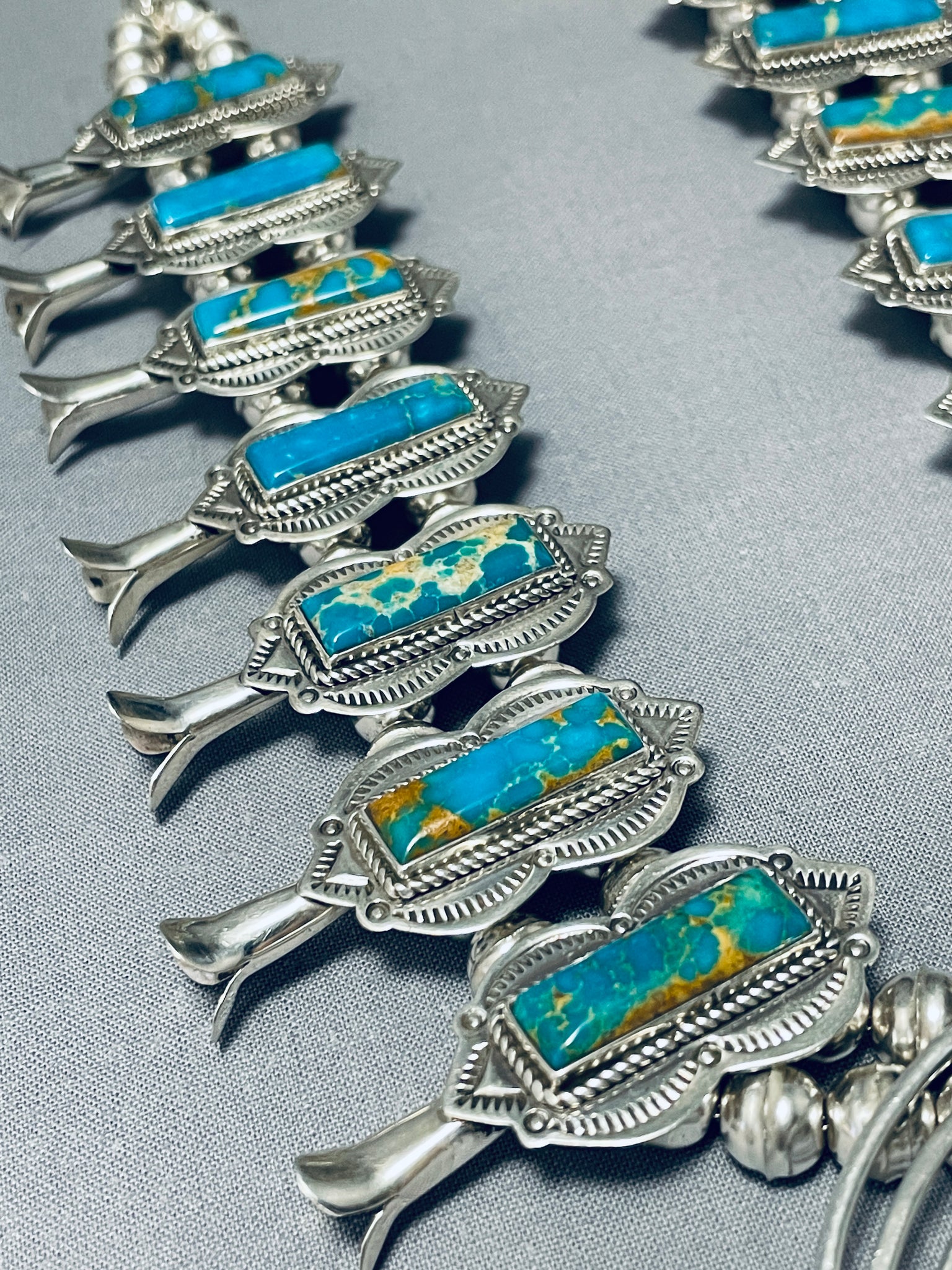 Museum Vintage Navajo Native American Jewelry jewelry Turquoise 'Hogan –  Nativo Arts