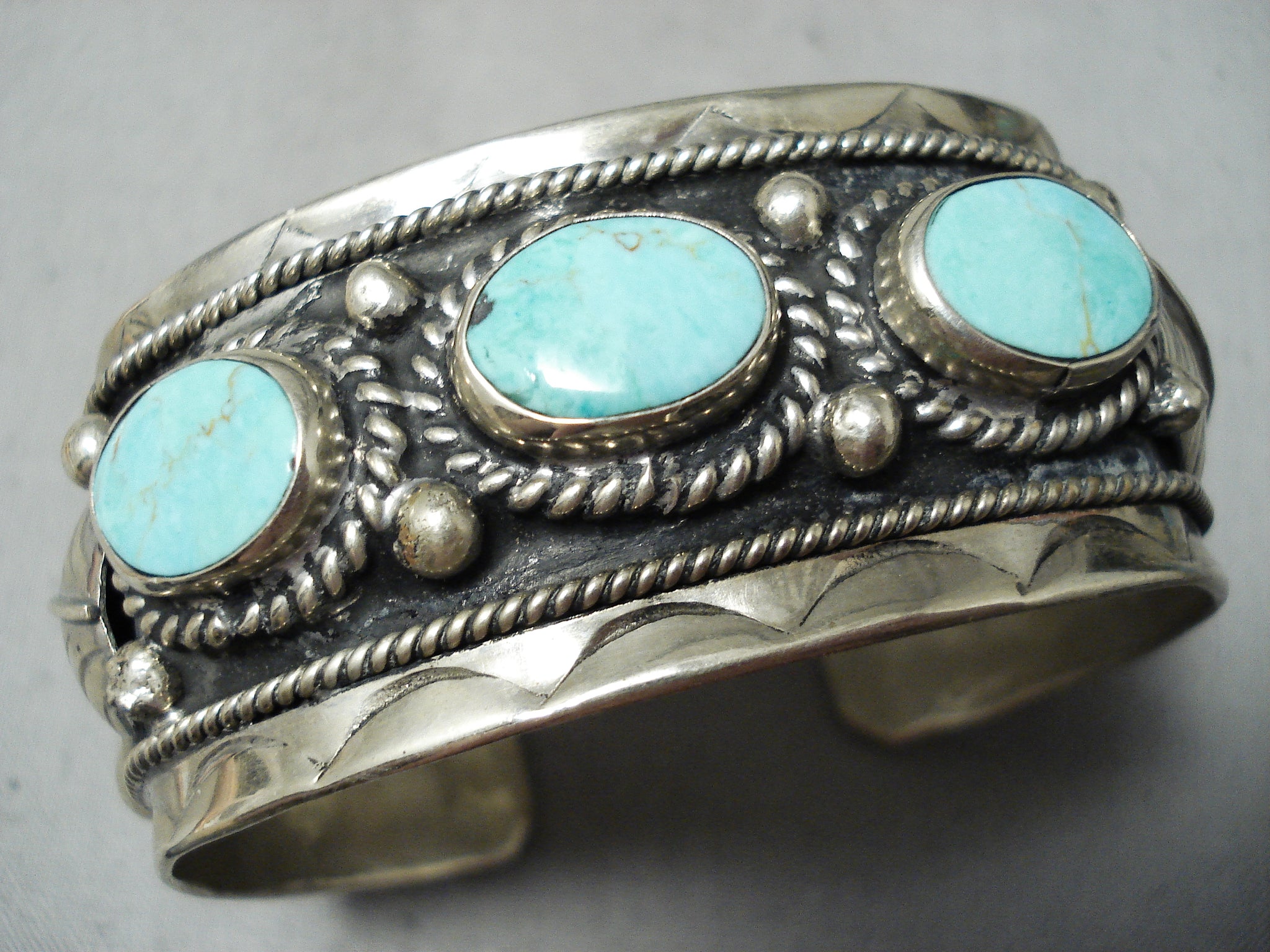 HEAVY VTG MEXICO STERLING SILVER TURQUOISE CUFF BRACELES. hot #1096