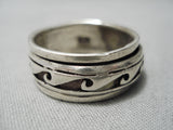 Incredible Waving Vintage Native American Navajo Sterling Silver Geometric Ring Old-Nativo Arts