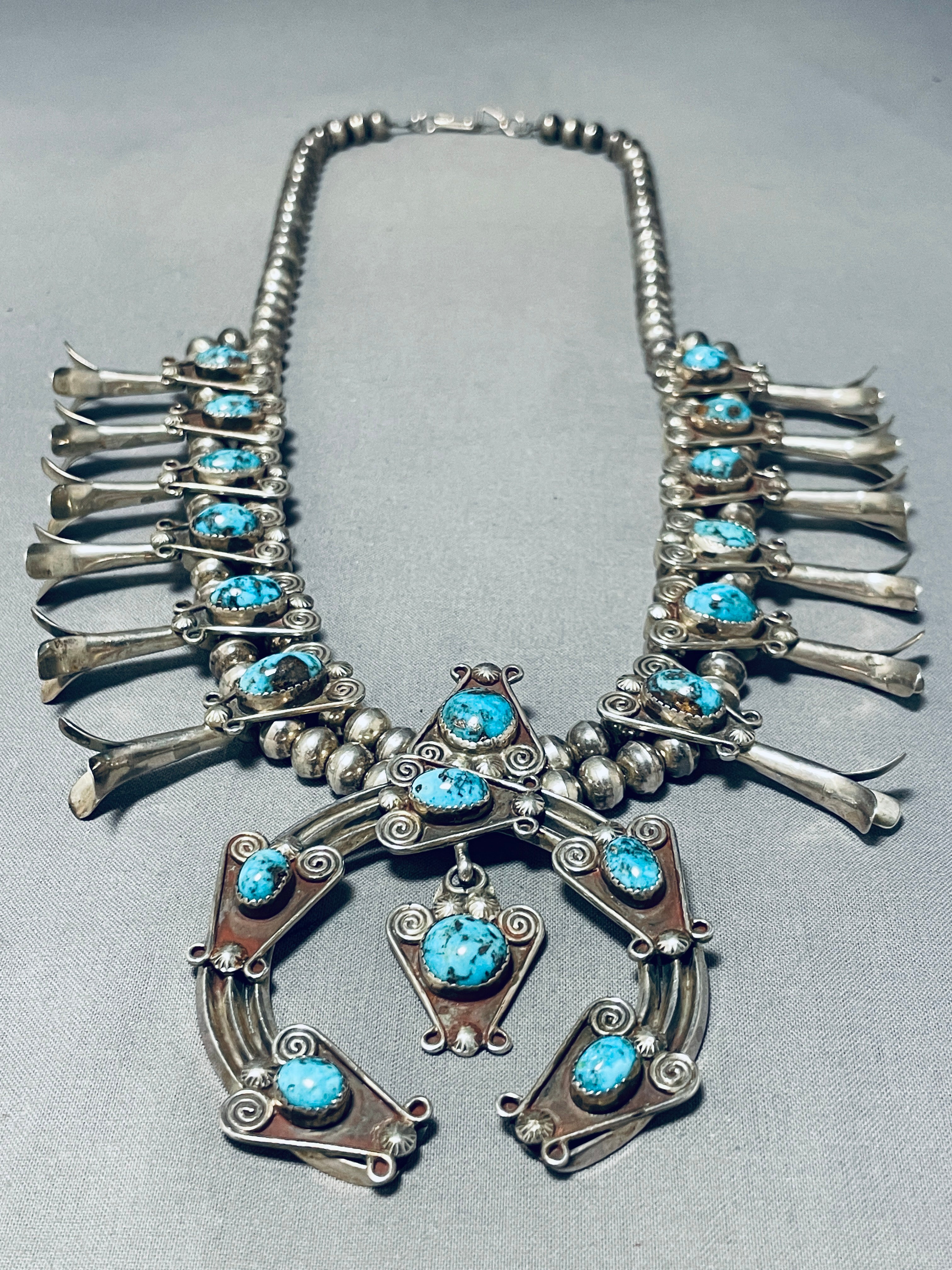 202 Gram Bisbee Turquoise Vintage Native American Navajo Sterling Silv –  Nativo Arts