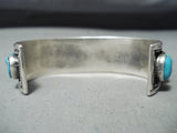 Eye-catching Vintage Native American Navajo Old Kingman Turquoise Sterling Silver Bracelet Old-Nativo Arts