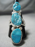 Eye-catching Vintage Native American Navajo Turquoise Sterling Silver Ring Old-Nativo Arts