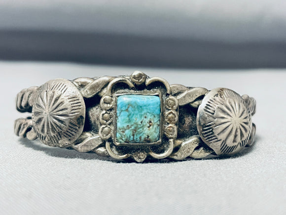 Ornamental Vintage Native American Navajo Pilot Mountain Turquoise Sterling Silver Cuff-Nativo Arts