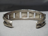 Incredible Vintage Native American Navajo Graduating Turquoise Sterling Silver Bracelet Old-Nativo Arts