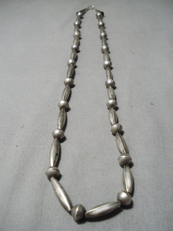 Hand Hammered Vintage Native American Navajo Authentic Sterling Silver Tubule Necklace Old-Nativo Arts