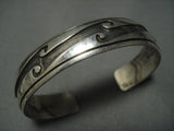 Amazing Vintage Navajo Water Wave Sterling Native American Jewelry Silver Bracelet Old Pawn-Nativo Arts